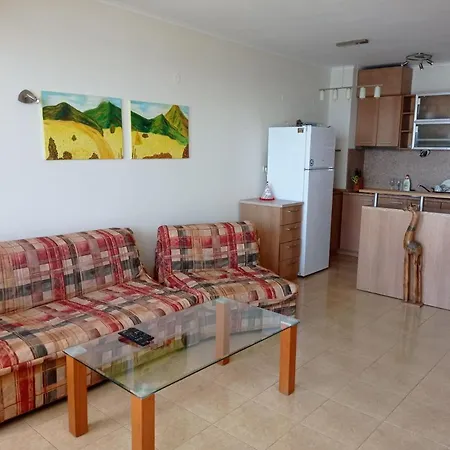 Black Sea Panorama Апартамент *